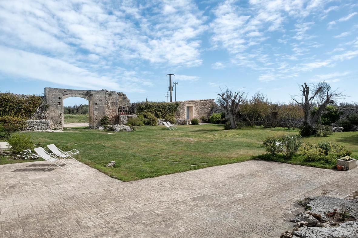 Masseria Berzario Melendugno Exterior photo